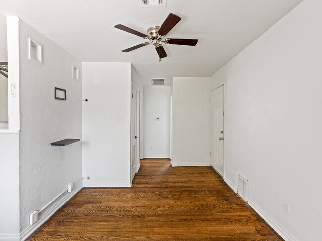 Building Photo - 1819 NW 22nd St