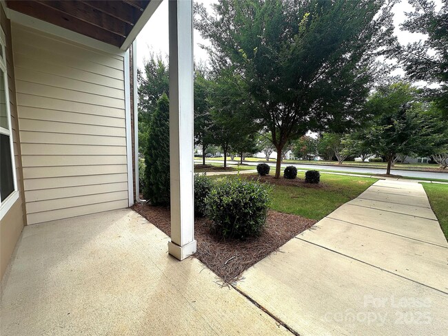 Building Photo - 228 Overstone Ct