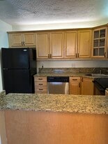 Building Photo - 5927 La Pinata Blvd