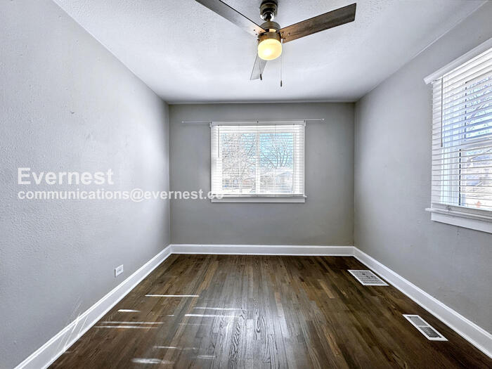 Building Photo - 2551 W 39th Ave