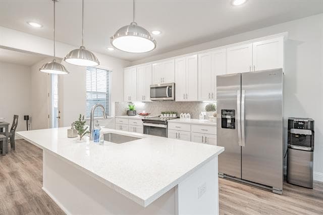 Building Photo - 9713 Thorncrown Ln