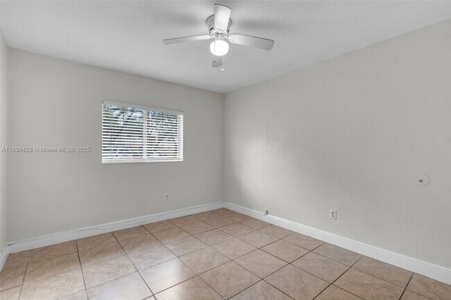 Building Photo - 3680 N 56th Ave