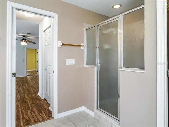 Building Photo - 11025 SE 174th Loop