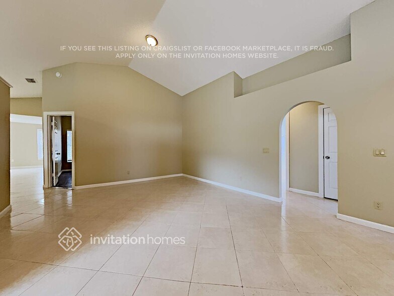 Building Photo - 10922 Lanesboro Ct