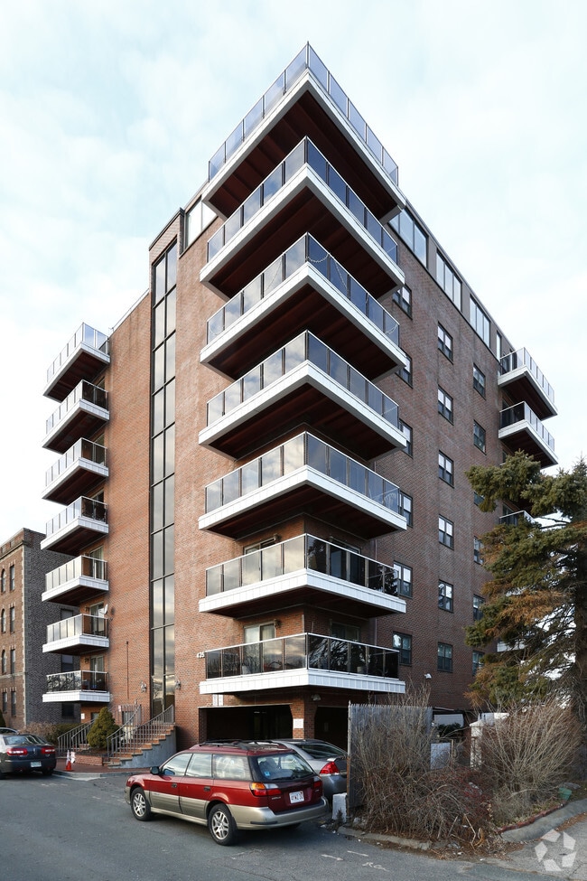 Building Photo - Summit Apartments