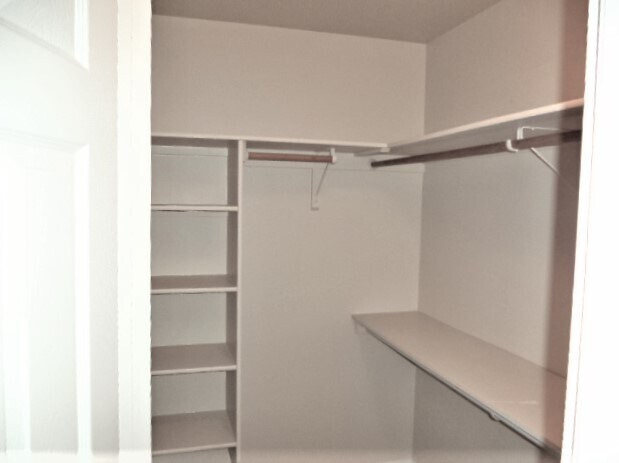 Building Photo - 11549 Roanoke Dr