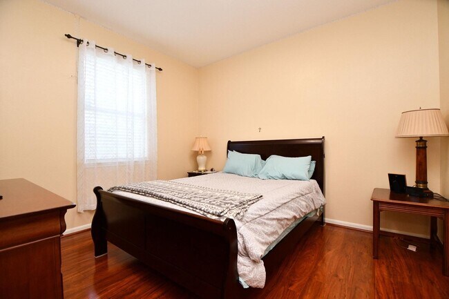 Building Photo - 7110 Anaquitas Creek Ct