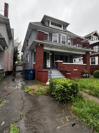 Building Photo - 442 Wohlers Ave