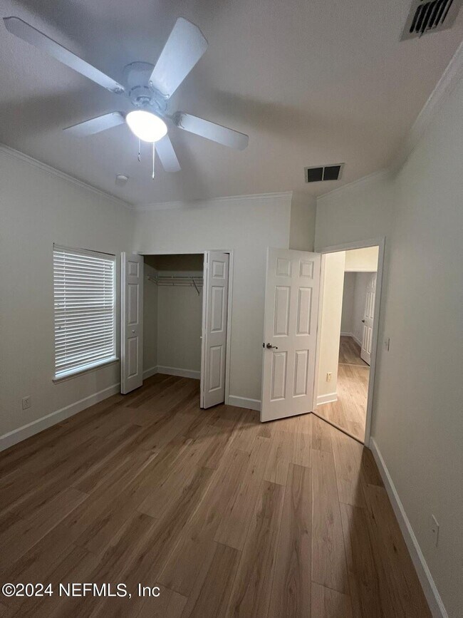 Building Photo - 2436 Cimarrone Blvd