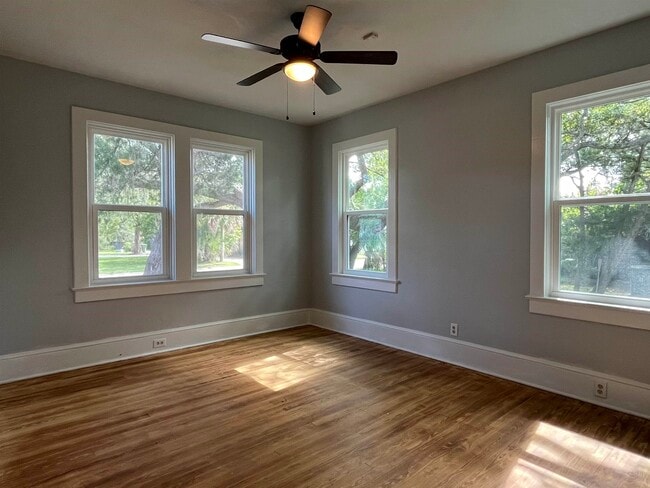 Building Photo - 115 Oglethorpe Blvd
