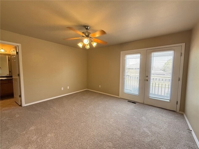 Building Photo - 2151 Skyler Dr