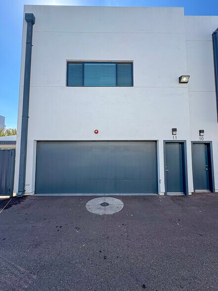 Building Photo - 1645 E Cheery Lynn Rd