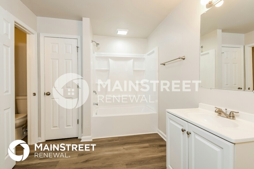 Building Photo - 3041 Jan Dr