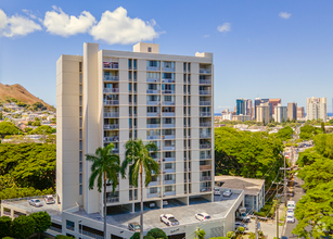 Building Photo - Lower Nuuanu High Floor Condo With Spectac...