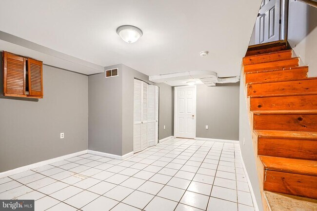 Building Photo - 1931 Griffis Ave