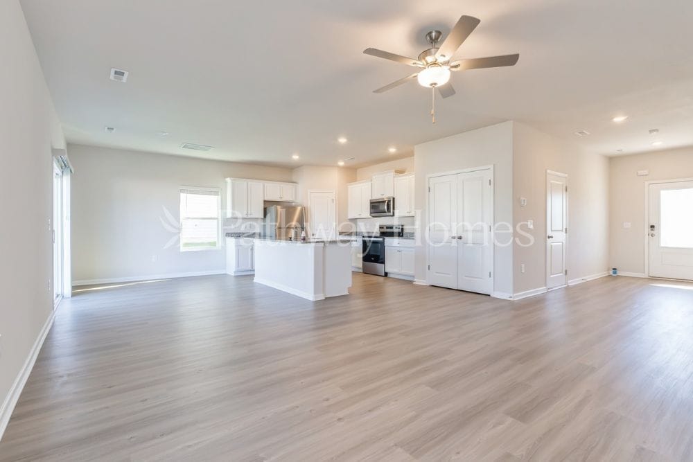 Building Photo - 2041 Transatlantic Ave