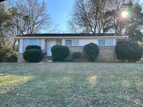 Building Photo - Adorable 3 Bedroom Home in Windsor Park!