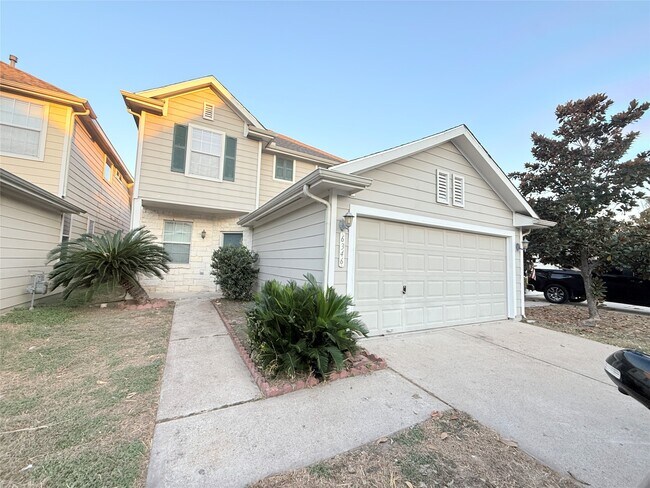 Primary Photo - 6346 Wilshire Ridge
