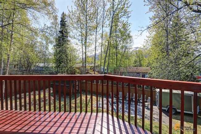 Building Photo - Birch Lane in Eagle River