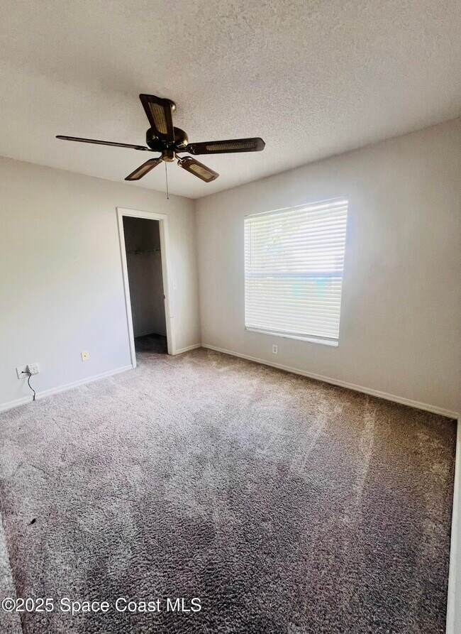 Building Photo - 2918 Pebble Creek St