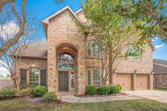 Building Photo - 14113 Timber Bluff Dr