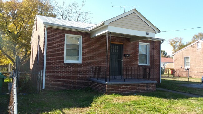 Building Photo - 130 Leavenworth St