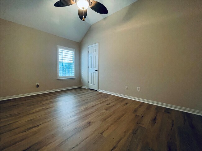 Building Photo - 23411 Desert Gold Dr