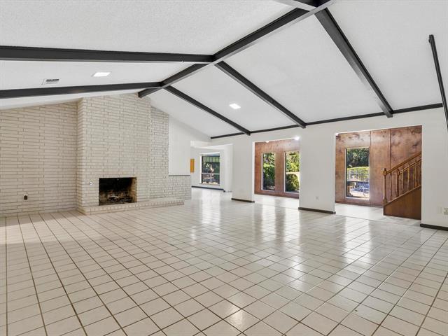 Building Photo - 1004 Overhill Dr