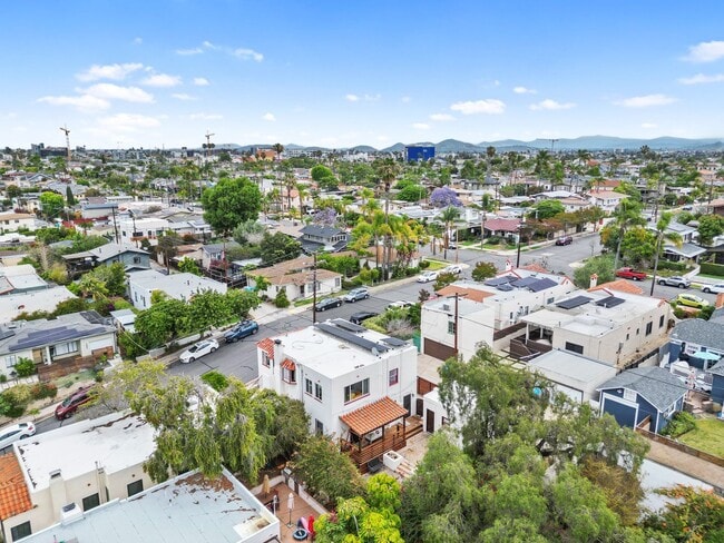 Building Photo - Historic Charm Meets Modern Living – Stunning 5 Bedroom Home on Iconic Myrtle Avenue