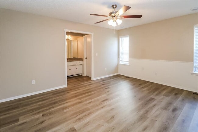 Building Photo - 10408 Glascow Dr