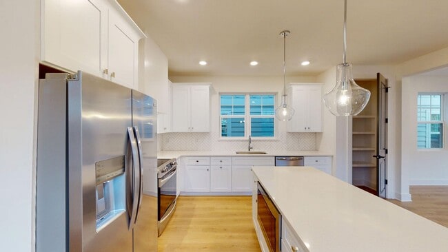 Building Photo - Beautiful 4 Bedroom House in East Nashville Coming Soon!