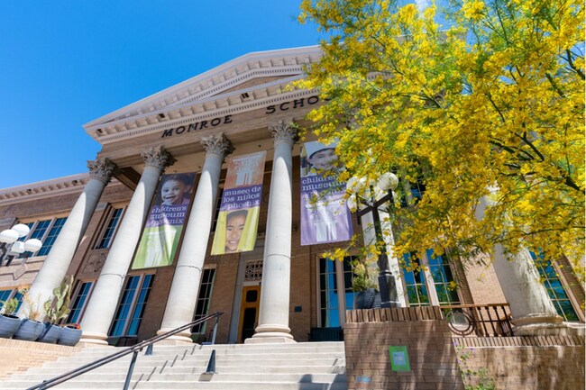 Building Photo - 4Bed/2Bath House McDowell/32nd St! NO CREDIT, NO BACKGROUND, NO RENTAL HISTORY CHECK!