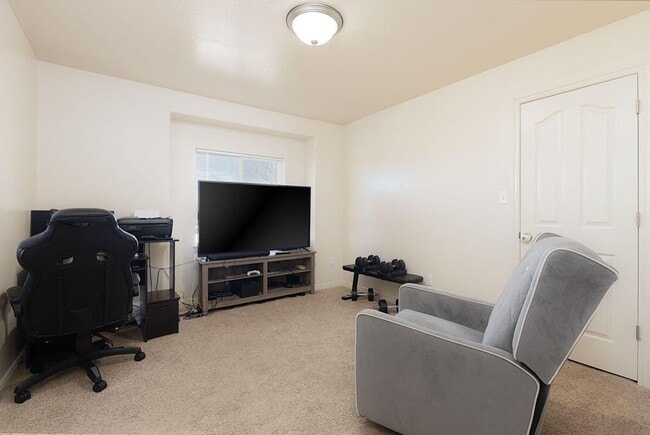 Building Photo - Scenic Gemini Meadows Townhome with Open Views & Modern Comfort
