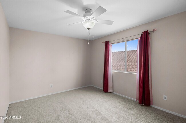 Building Photo - 1227 E Glenhaven Dr