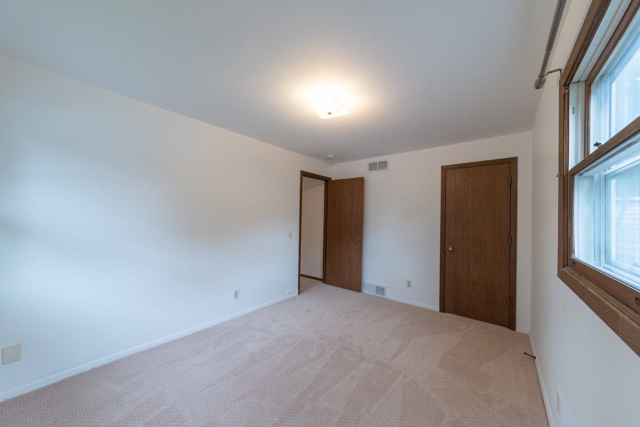 Bedroom 3 - 5312 Trafalger Pl