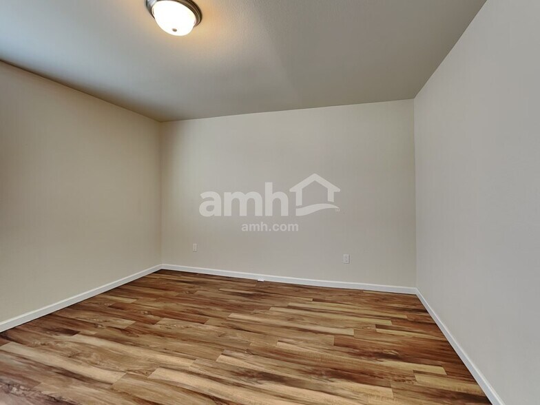 Building Photo - 9124 NE 167th Ct