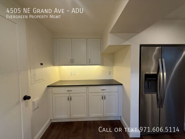 Building Photo - 4505 NE Grand Ave