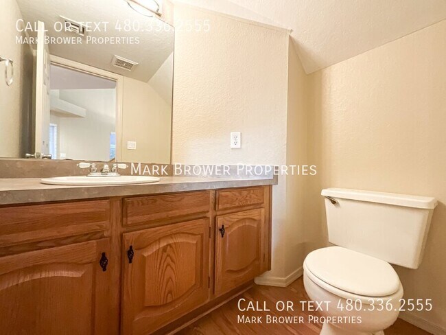 Building Photo - 9276 E Sutton Dr