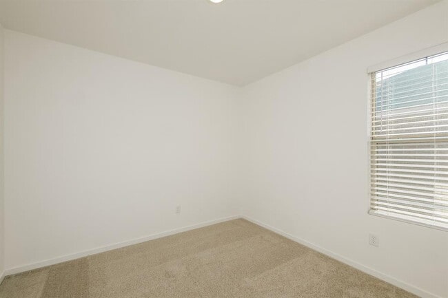 Building Photo - 12528 Huntington Rdg Wy