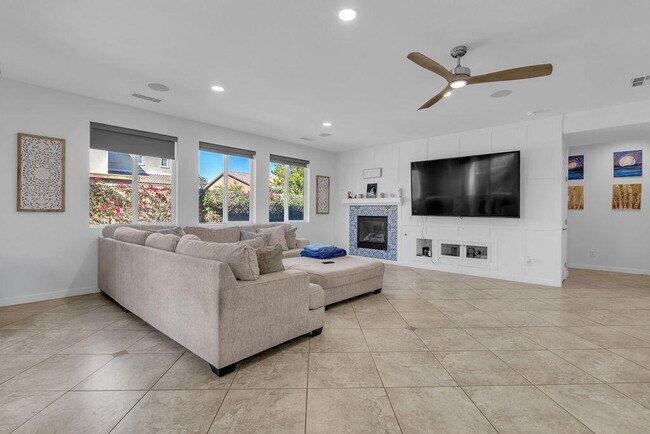 Building Photo - 82540 Lordsburg Dr