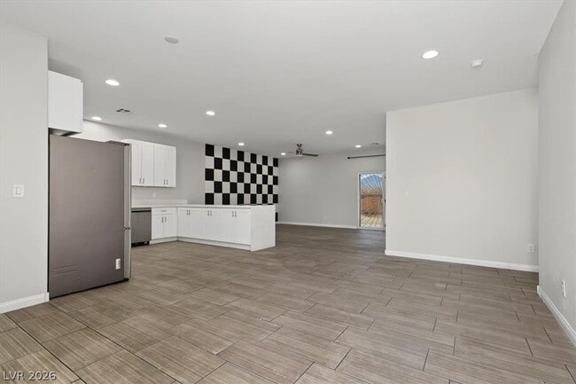 Building Photo - 4966 Andover Dr