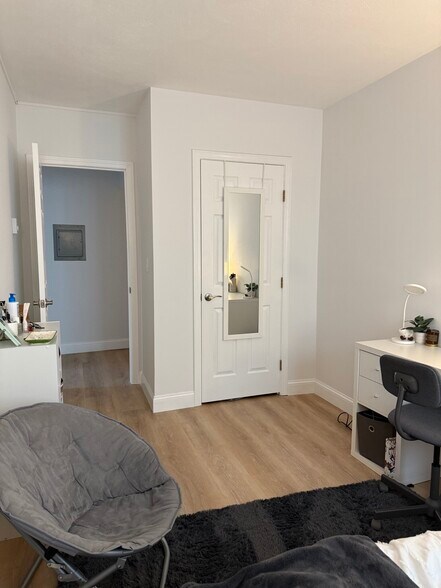 Building Photo - 111 Norway St