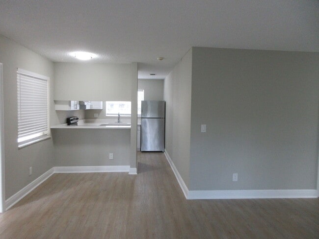 Building Photo - 4065 NW 114th Ave