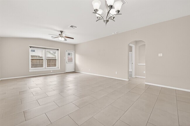 Building Photo - 19339 Vermillion Ct