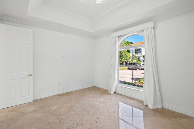 Building Photo - 1468 Mariner Way