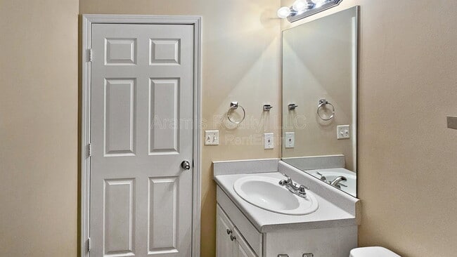 Building Photo - 4636 Forest Creek Ln