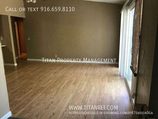 Building Photo - 4043 Tresler Ave