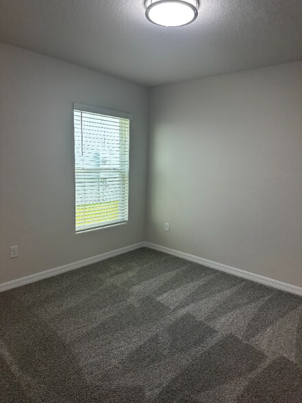 Building Photo - 3031 Rock Sound St