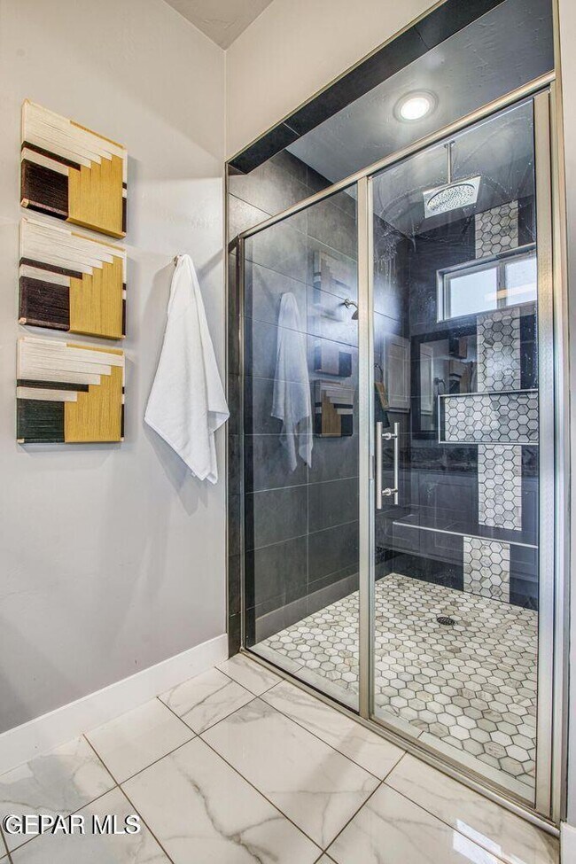 Building Photo - 6716 Rio Haciendas