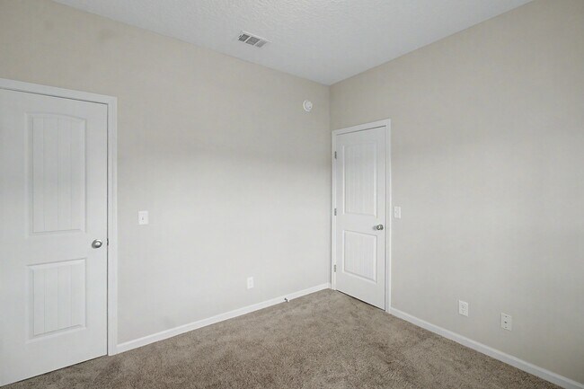 Building Photo - 454 Brightleaf Cir